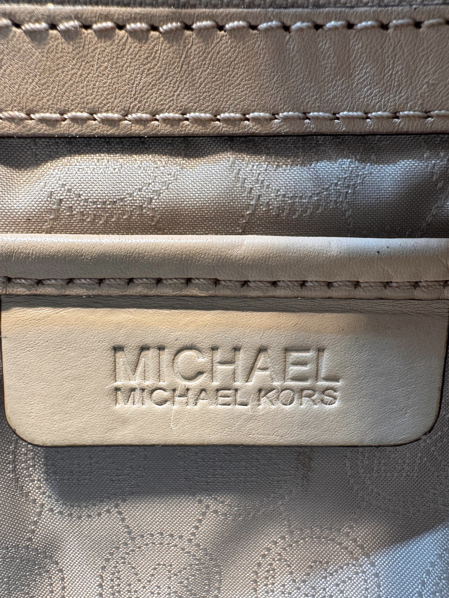 Michael Kors Jet Set Travel Large Messenger Crossbody