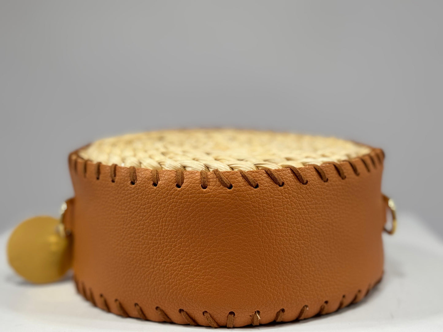 Bath & Body Works Straw Round Crossbody